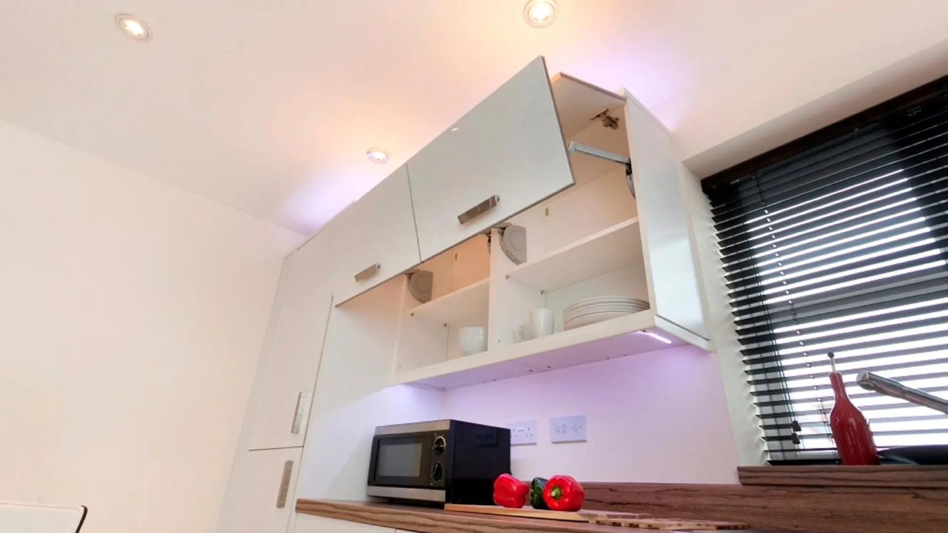 Dbs Serviced Apartments - The Coach House Castle Donington