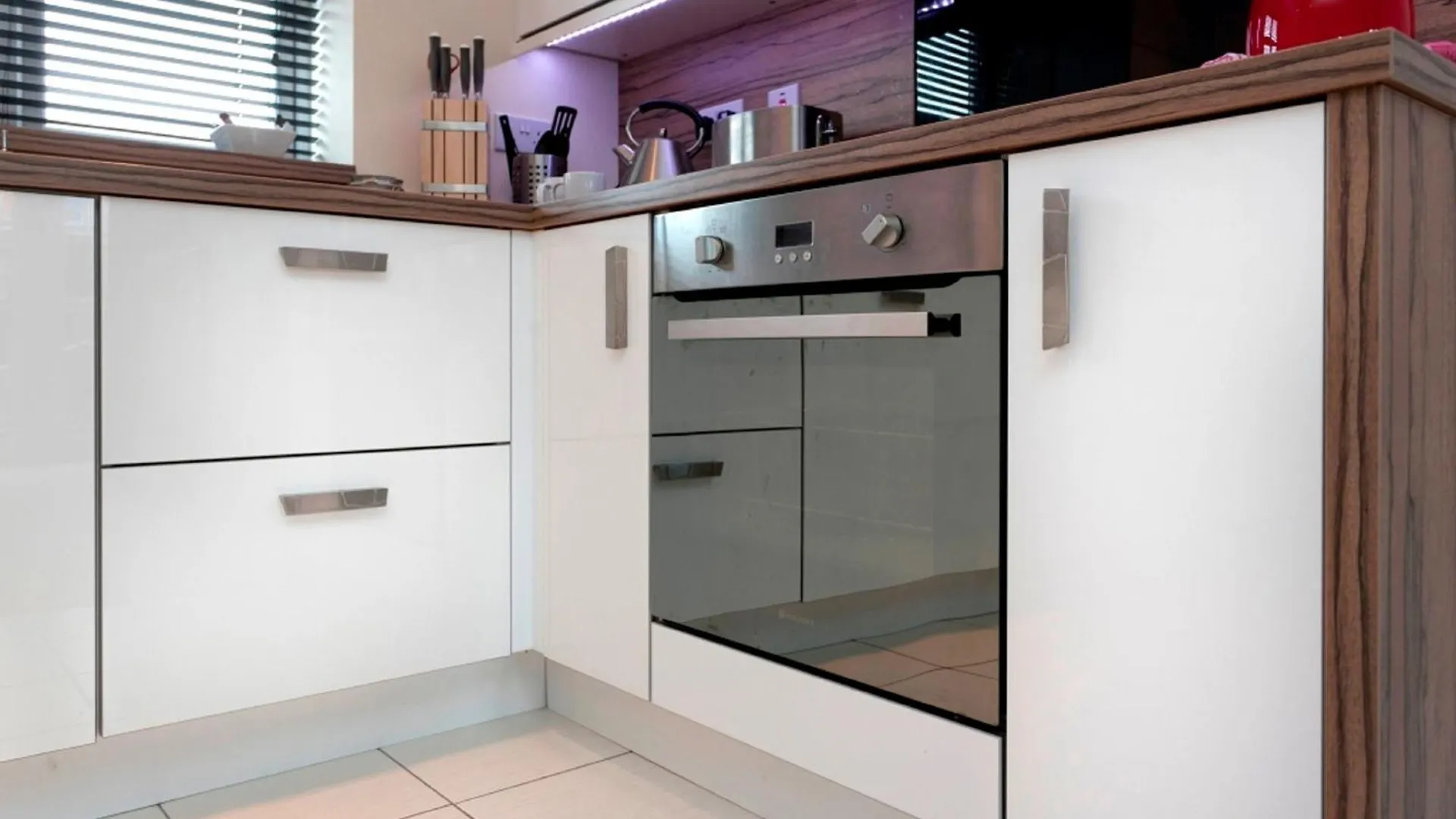 Dbs Serviced Apartments - The Coach House Castle Donington