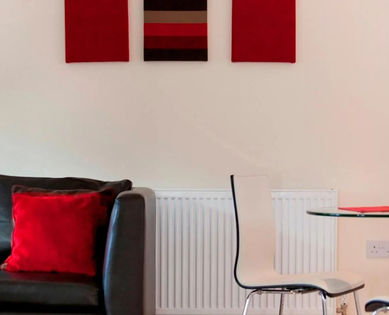 Dbs Serviced Apartments - The Coach House Castle Donington