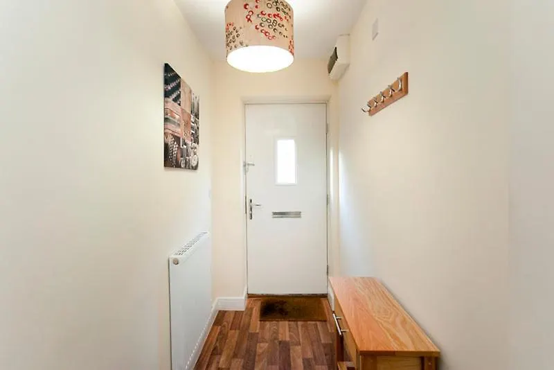 Dbs Serviced Apartments - The Coach House Castle Donington